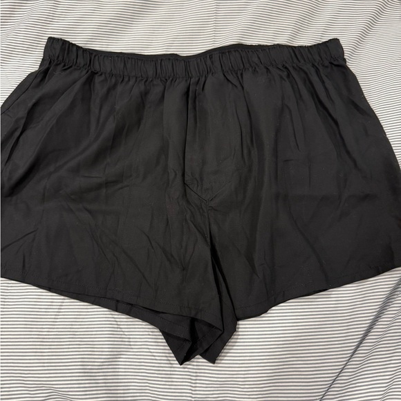 CDLP Woven Boxer Shorts Slim
Black
$85
Made of a soft TenceL Sz XL - Picture 6 of 10